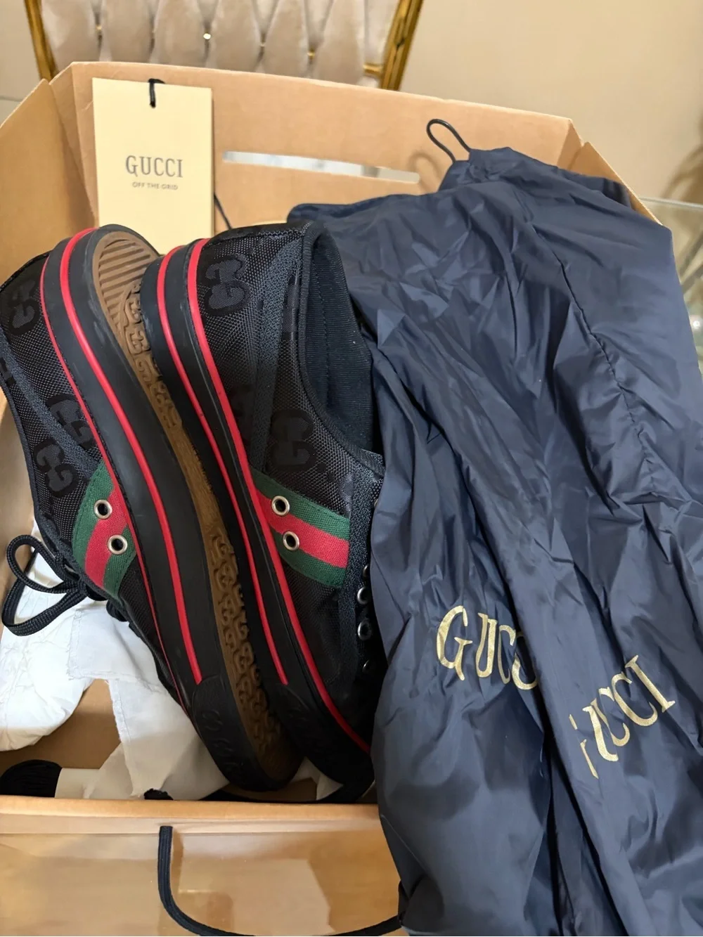 Gucci Black Low-Top Sneakers with Red & Green Web Stripe